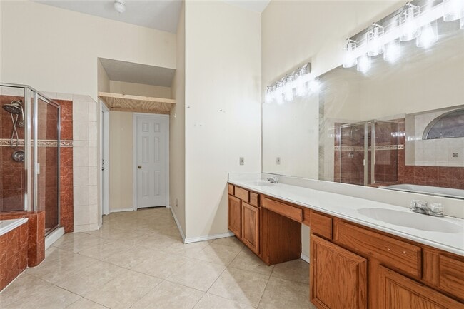 Building Photo - 14203 Torrey Forest Dr