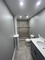 Building Photo - 3240 W Polk St