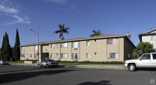 Building Photo - Ridgeway Apartments