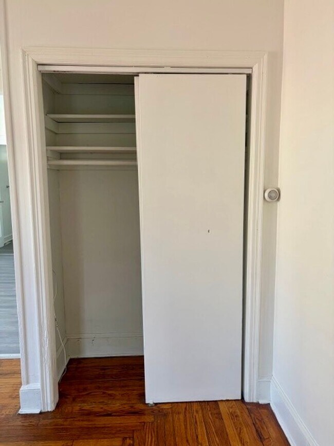 Building Photo - 119-121 Hobart Street