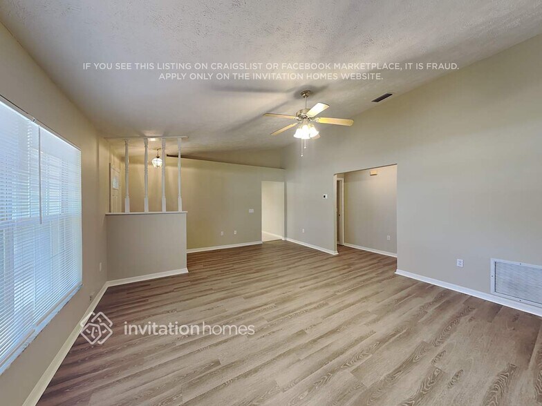 Building Photo - 36636 Francis Dr