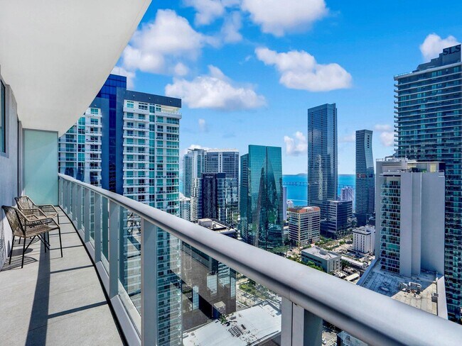 Building Photo - 1100 S Miami Ave