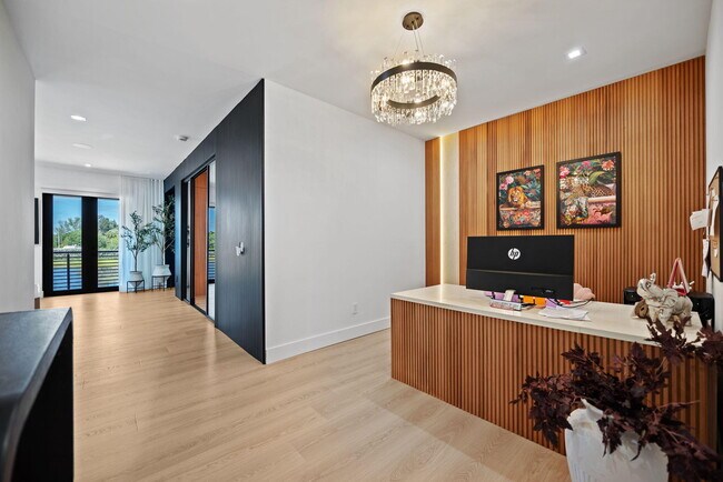 Building Photo - 5735 SW 104th Terrace