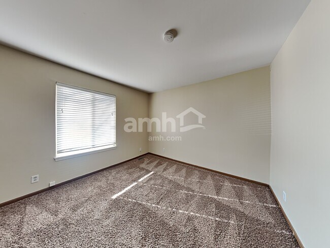 Building Photo - 20921 W Barrington Ln