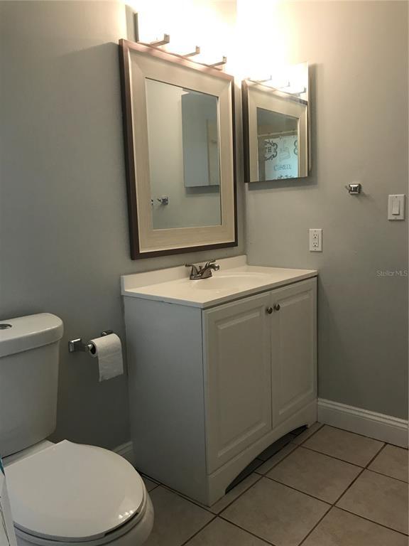 Building Photo - 2431 Doud St