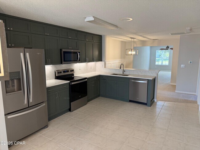 Building Photo - 187 Park Pl