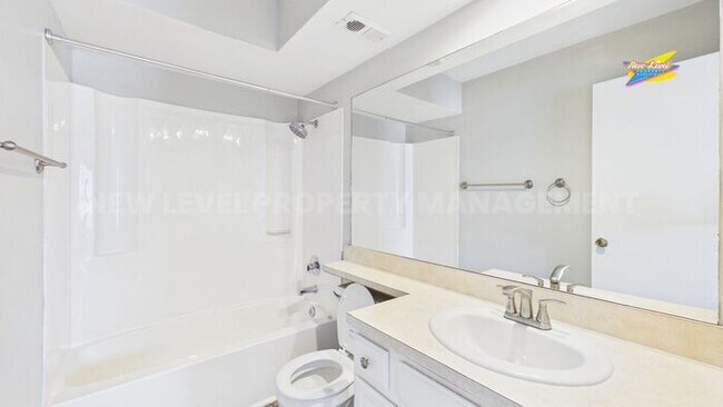 Building Photo - 1717 S Cypress St