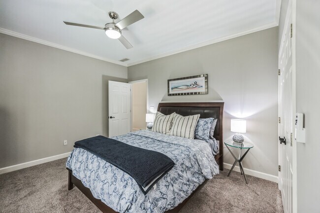 Bedroom 4 - with ensuite bathroom - 510 Newburgh Way