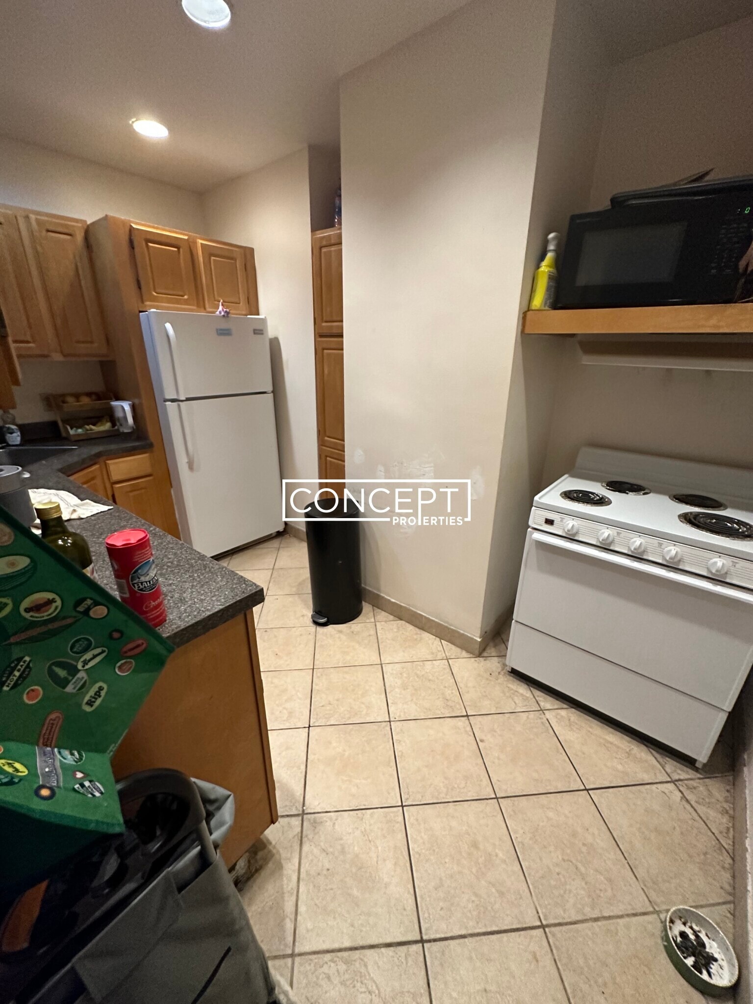 Building Photo - 52 Fenway