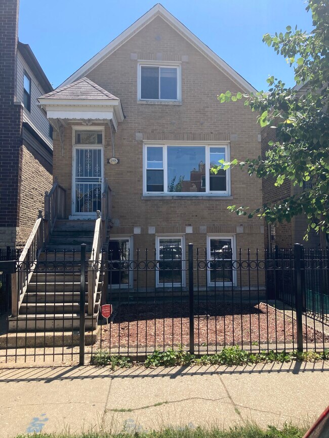 2521 W Haddon Ave 2521 W Haddon Ave Chicago IL 60622 Apartment Finder
