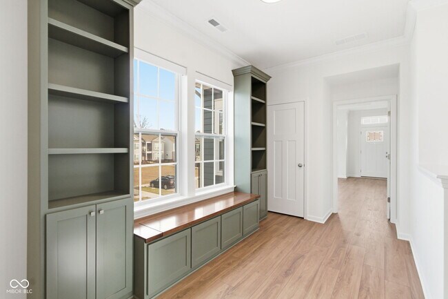 Building Photo - 776 Templeton Dr