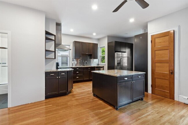 Building Photo - 240 Harrison Ave