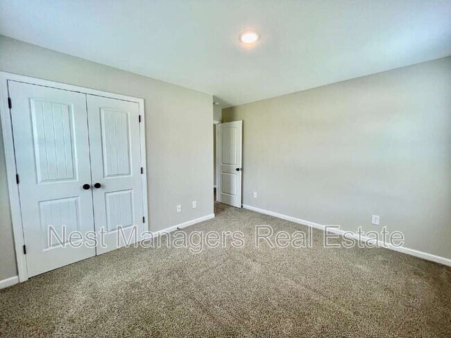 Building Photo - 141 Burnside Dr