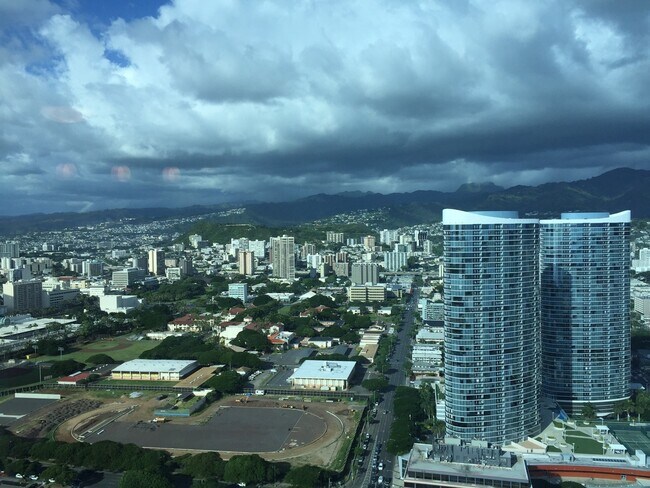Building Photo - Waihonua at Kewalo 1-Bedroom Penthouse!