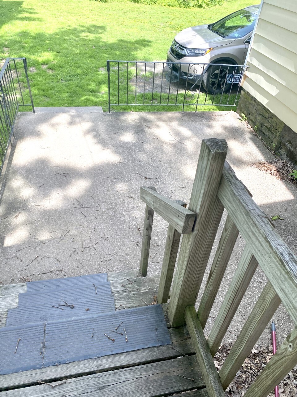 Building Photo - 113 Pleasant St