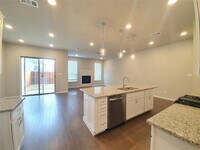 Building Photo - 8266 Primrose Wy