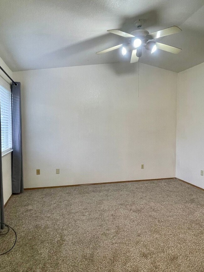 Building Photo - 5356 Vly Rdg Dr