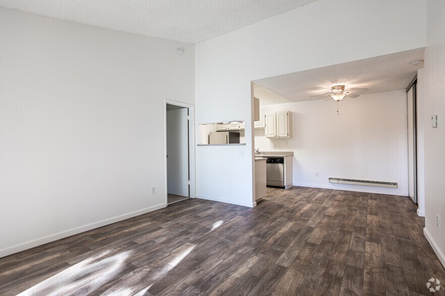 Woodcreek Apartments 40914 Ingersoll Ter Fremont CA 94538 Apartment