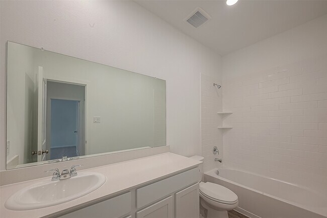 Building Photo - 27235 Henley Rdg Dr