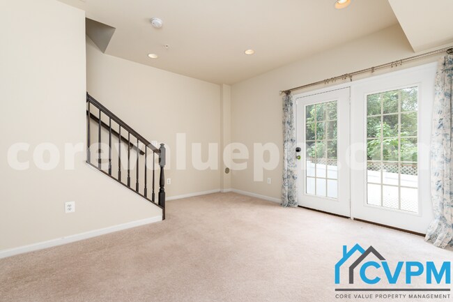 Building Photo - 1216 Acorn Ln