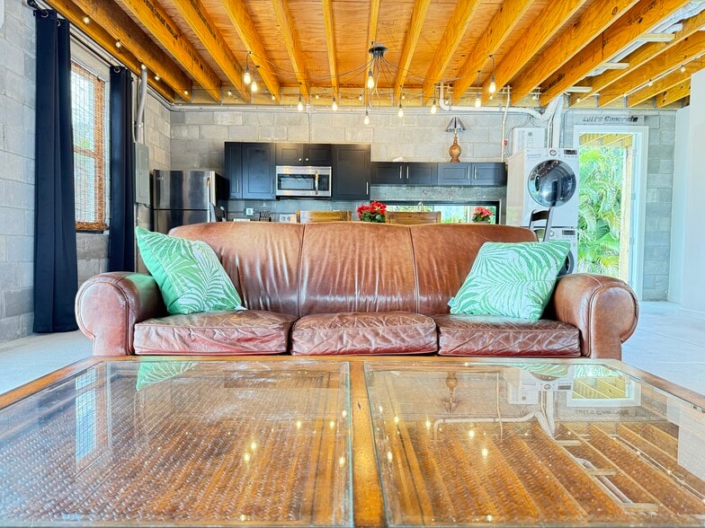 Building Photo - 1335 Churchill Rd