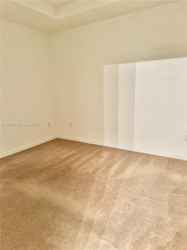 Building Photo - 8952 W 35th Ln