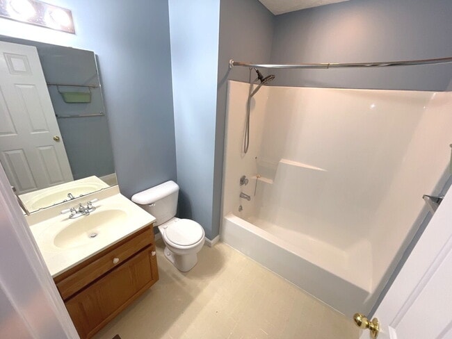 Building Photo - 6498 Midnight Sun Dr