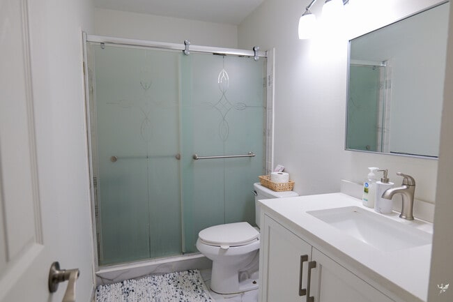 Building Photo - 850 Indian Wells Cir