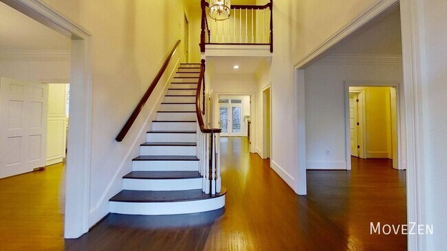 Building Photo - 5630 Colony Crossing Dr