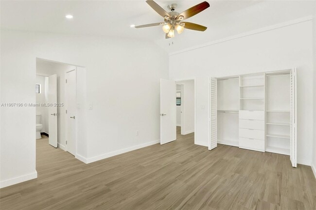 Building Photo - 9210 SW 136th St Cir