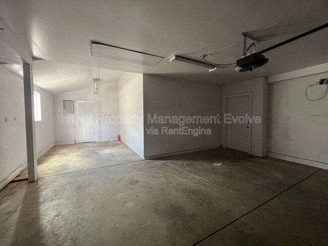 Building Photo - 6521 W Palo Verde Ave