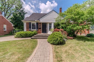 Building Photo - Stunning 4-Bedroom, 2-Bath Home with Modern Upgrades, Finished Basement & 2-Car Garage