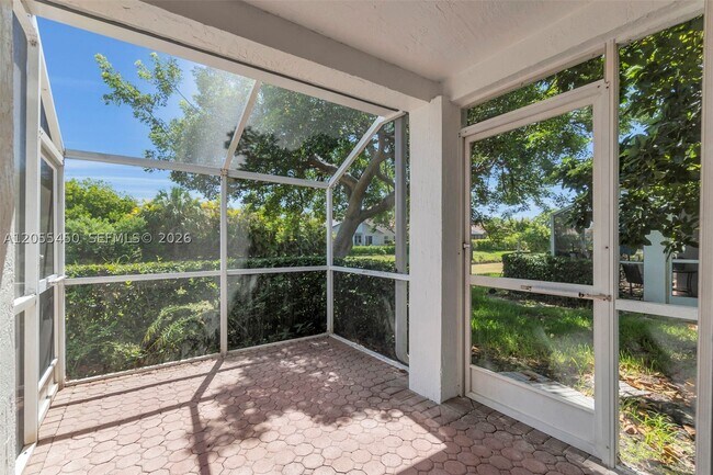 Building Photo - 7370 NW 61st Terrace