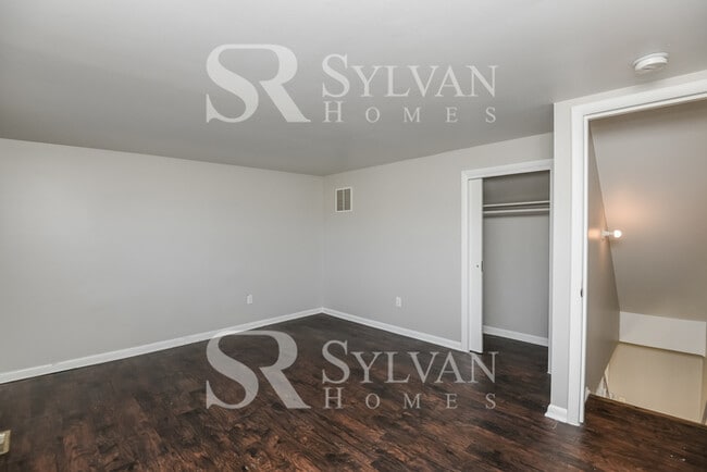 Building Photo - Rest. Relax. Recharge. Home awaits!