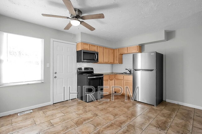 Building Photo - 3072 Morsetown Ct S