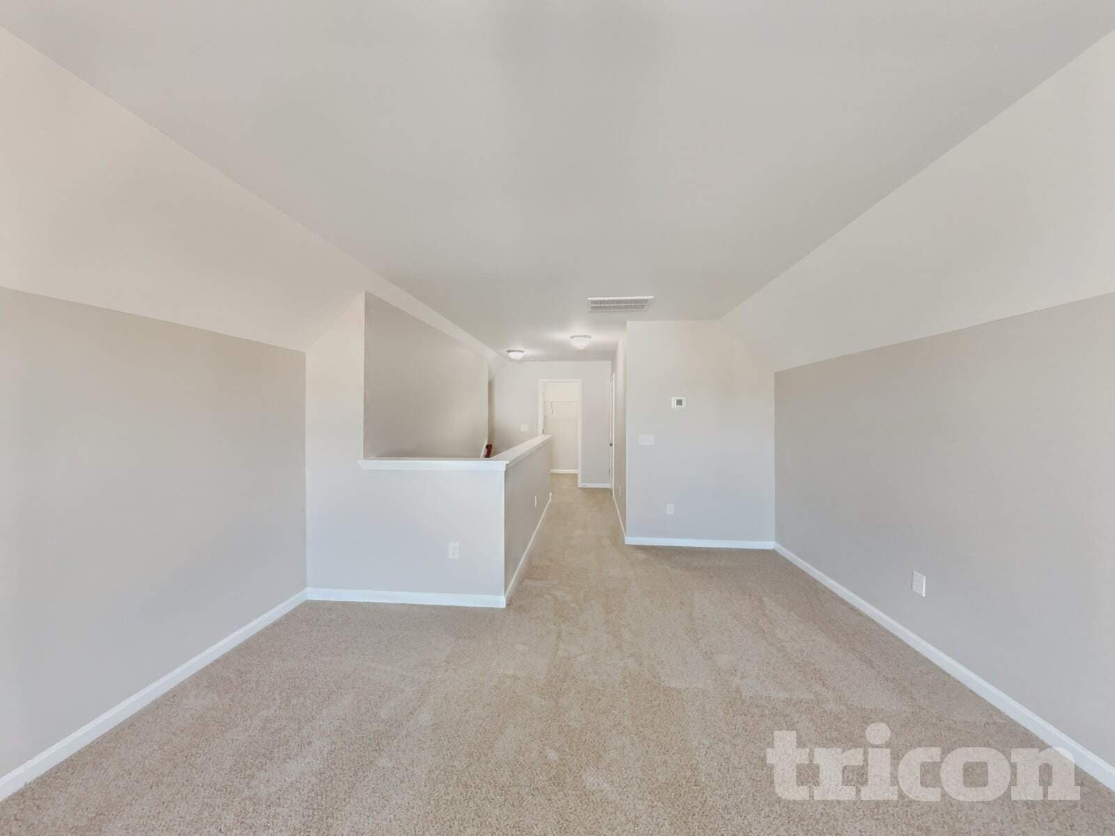 Building Photo - 978 Lakemont Dr