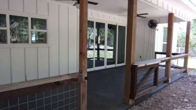 Building Photo - 1482 Birch Ln