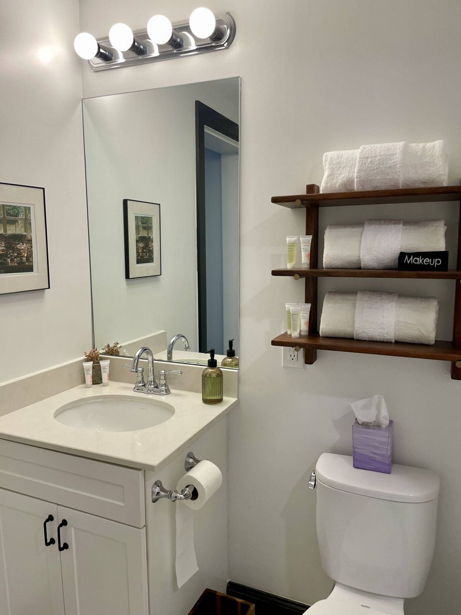 Building Photo - 758 N Broadway