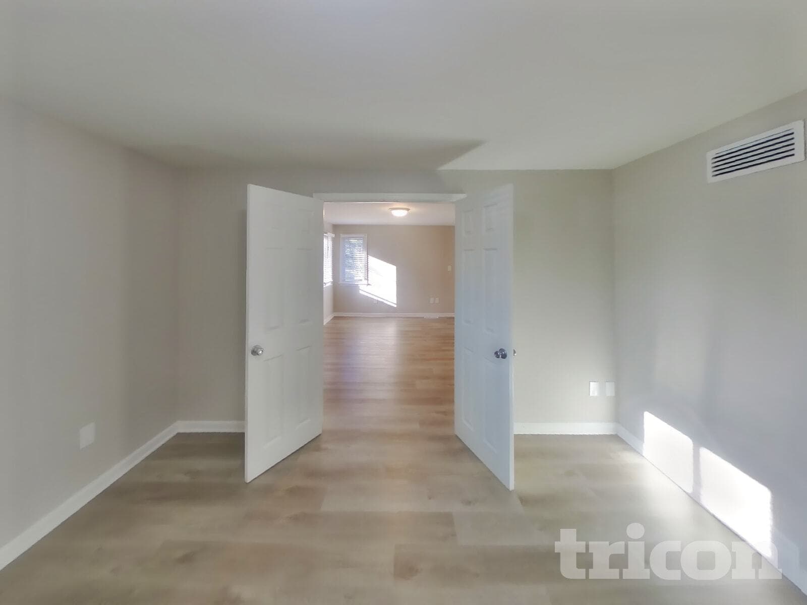 Building Photo - 33 Sioux Rd