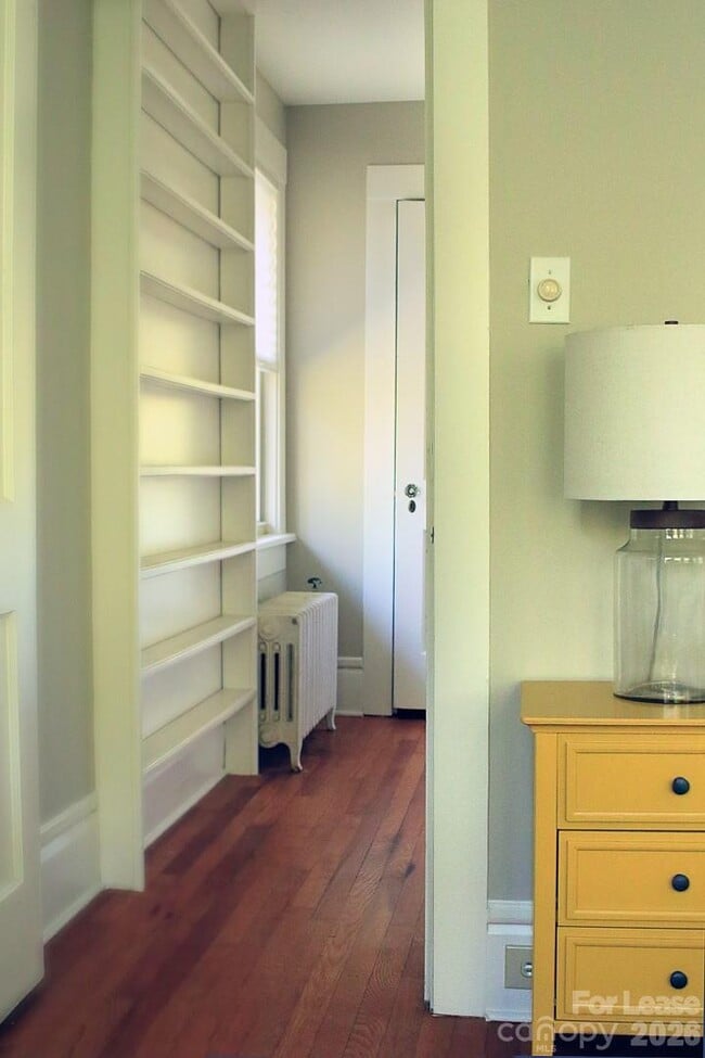 Building Photo - 10 Coleman Ave