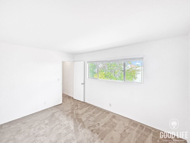 Building Photo - Beautiful 2BD/2BA Condo in La Mesa!