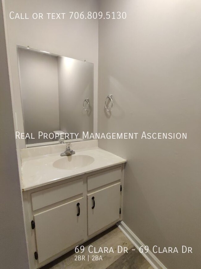 Building Photo - Quaint, Ringgold 2 Bed 1.5 Bath