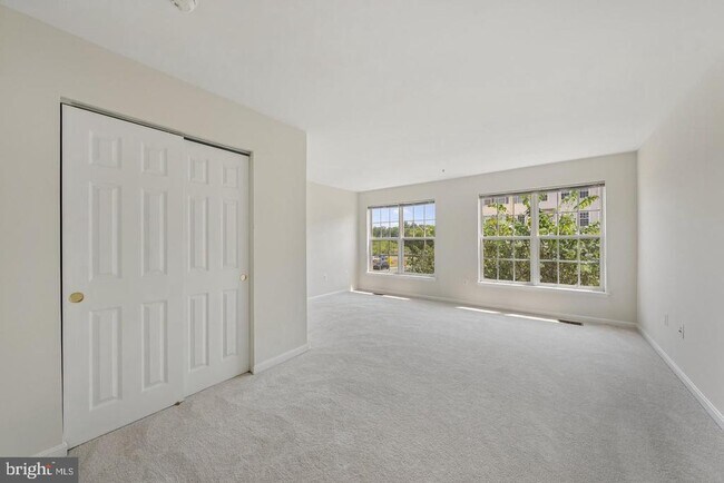 Building Photo - 15503 John Diskin Cir