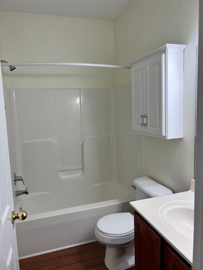 Building Photo - Hardison Hills 1 Level condo