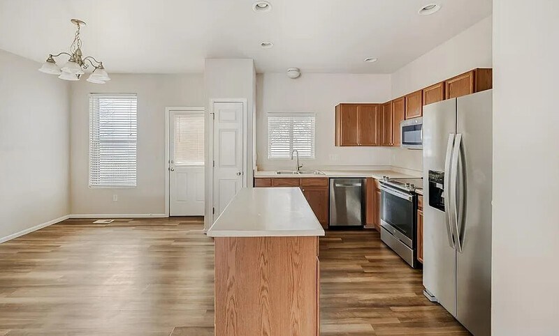 Building Photo - 7710 Sandy Springs Point