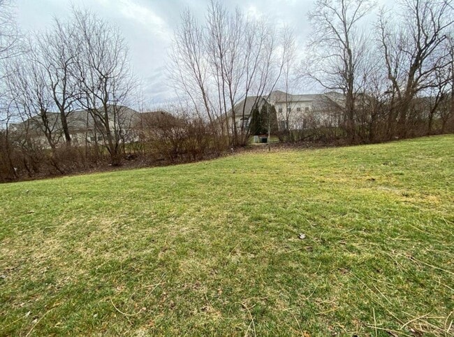 Building Photo - 4945 Ivyvine Blvd