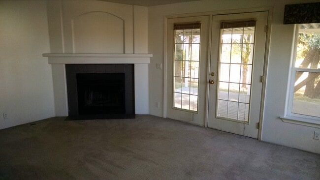 Building Photo - Worley Country Home on 20+ Acres