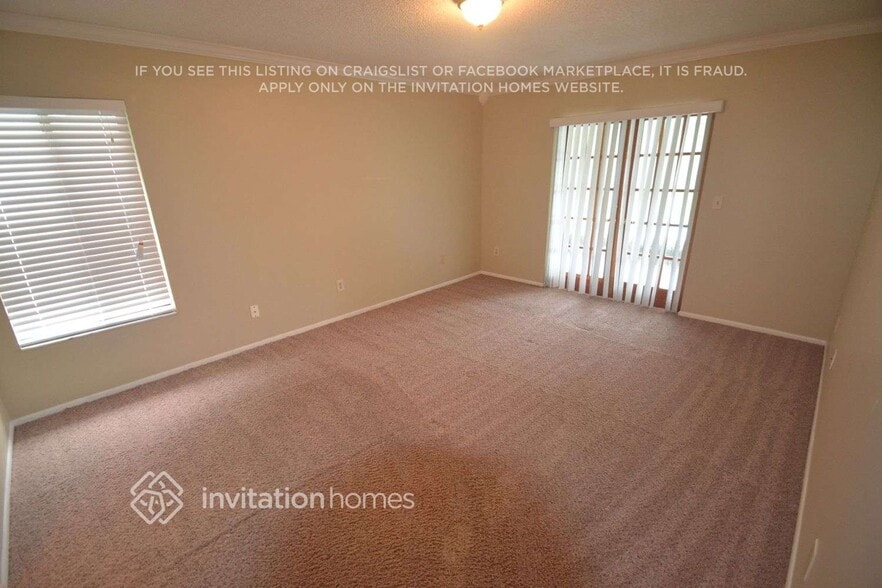 Building Photo - 5641 Westview Dr