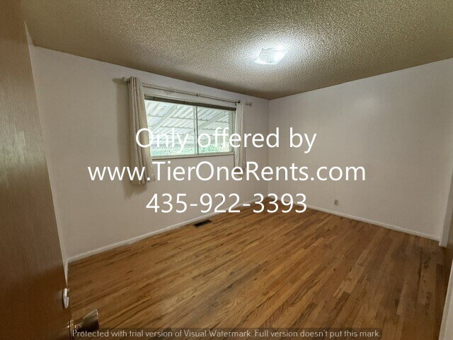 Building Photo - NO DEPOSIT option available for qualified renters