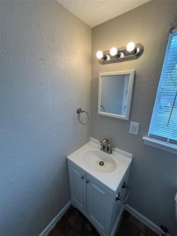 Building Photo - 14207 Cimarron Dr